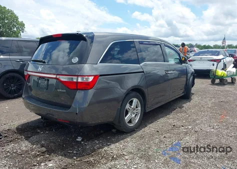 2013 Honda Odyssey Touring/Touring Elite z USA, uszkodzony, nr VIN 5FNRL5H91DB025219